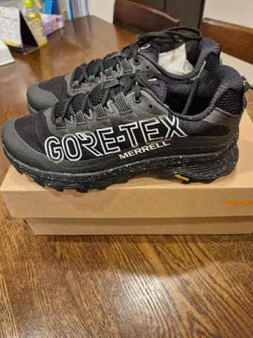 머렐 고어텍스 스니커즈 사이즈 27 시착만 한 상품입니다.