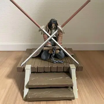 제일복권 원피스 로저 해적단 라스트 원상 로저 피규어