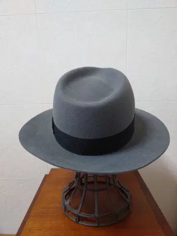 래빗 앤틸로프 햇