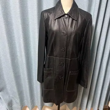 새상품급 Max & Co. 블랙 램 가죽 코트