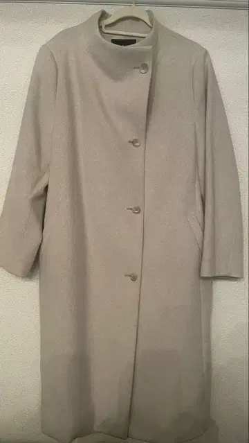 INDIVI 베이지 롱 코트