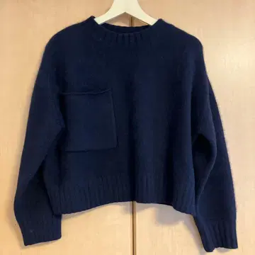 Spick&Span 폭스 혼방 크롭 풀오버 네이비