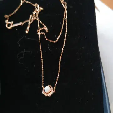 페스타리아 오팔 펜던트 목걸이