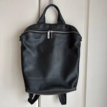 블랙 가죽 백팩
