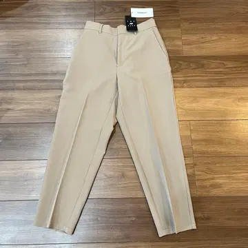 정가 9900엔 새상품 new balance 슬랙스 출퇴근 오피스