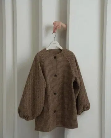 lawgy 레글런 소매 체크 미디 아우터