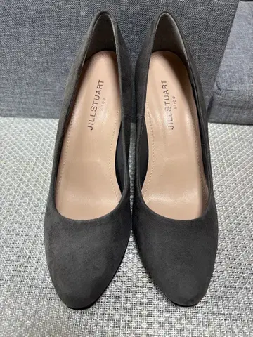 JILL STUART 그레이 스웨이드 하이힐