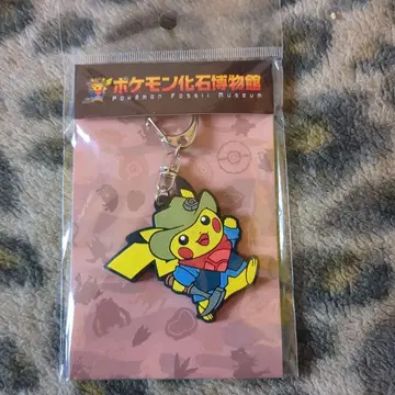 포켓몬 화석 박물관 피카츄 아크릴 키링