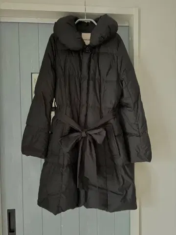 Apuweiser-riche 블랙 롱 다운 자켓