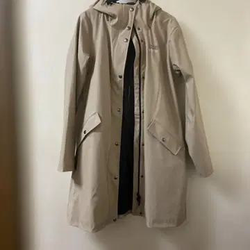 SCANDINAVIAN EXPLORER 후드 부착 롱 코트