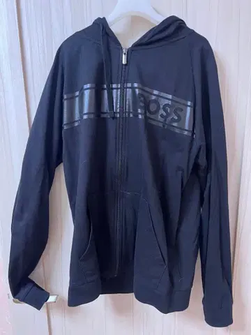 BOSS 블랙 집업 후드티