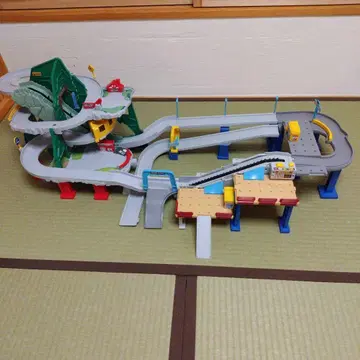 터널 통과 등산 드라이브 토미카 액션 고속도로