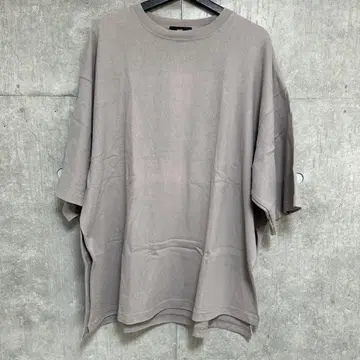 HARE 오버 사이즈 그레이 5부 소매 티셔츠