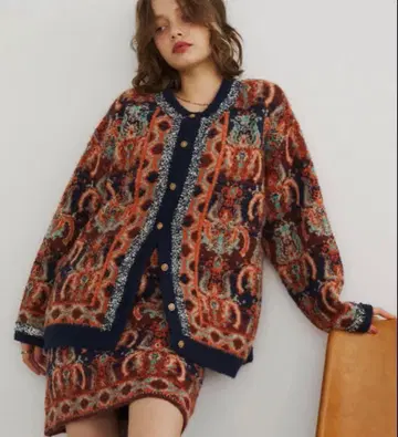 Unitage 가디건 부클레 총무늬 자카드 니트 가디건