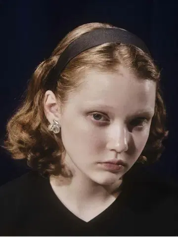 [컨디션 최상] IRIS47 머리띠