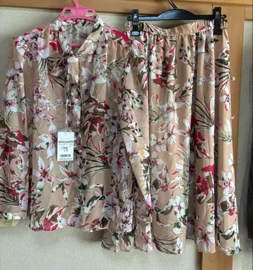 두클라쎄 블라우스 & 스커트