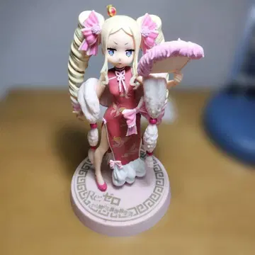 리제로 베아트리스 차이나 피규어 부채 포함