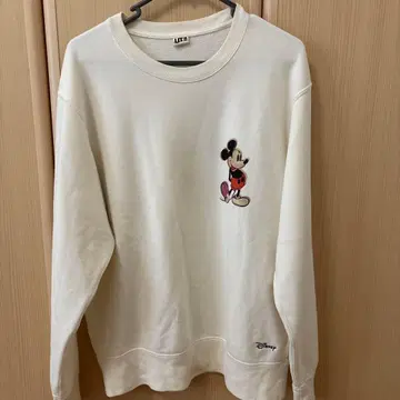 Disney 미키마우스 크루넥 맨투맨