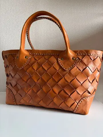 새상품급 피크스피크 소가죽 뜨개질 토트백