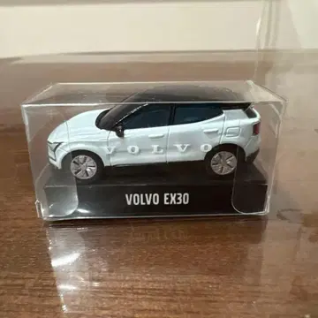 VOLVO EX30 미니카 실버