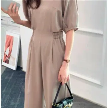 사이드 컷 아웃 스퀘어 올인원