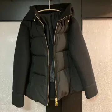 design aera 베이지 후드 부착 종이상자 소재 x 절개 다운 38