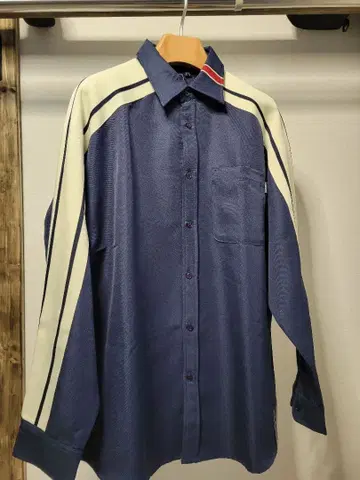 RomanticCrown 로맨틱크라운 셔츠 한국