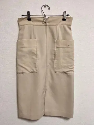 EMMEL REFINES 타이트 스커트