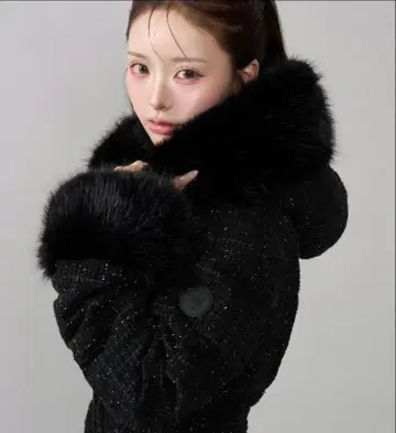 완판템 Darich 다리치 레이디 미디 트위드 다운 코트 블랙 S