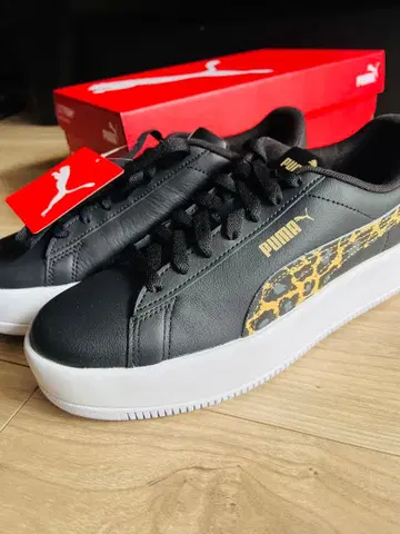 PUMA 새상품 스니커즈 블랙 레오파드 24.5