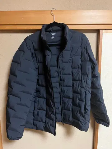 유니클로 퍼프 테크 다운 자켓 XL 블랙