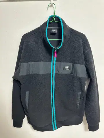 New Balance 플리스 자켓 M
