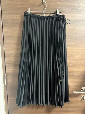 IENA 블랙 플리츠 스커트 사이즈 38