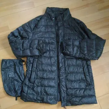 유니클로 울트라 라이트 다운 자켓 블랙 수납 봉투 포함