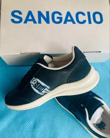 새상품 SANGACIO BRANDALISED 반시 스니커즈 25.5cm