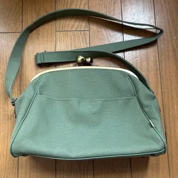 아야노코지 빅볼 가마구치 숄더 보스턴 백 오이타케 색상