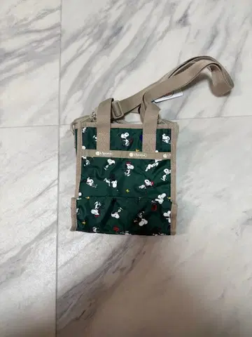 레스포 스누피 패턴 숄더백 75주년 기념