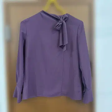 보쉬 보타이 블라우스