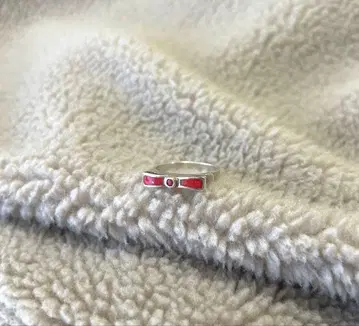 할리우드 런치 마켓 리본 반지 실버