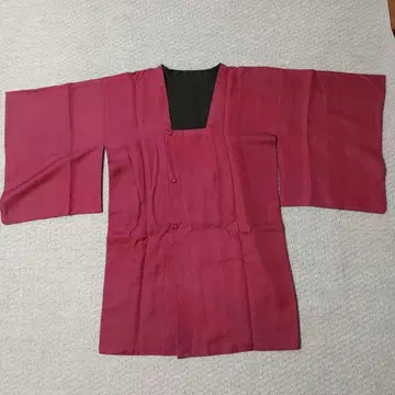 와인 레드 리버서블 겉옷, 도중착