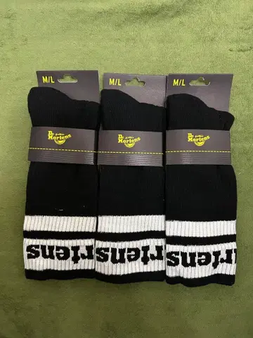 [ 개별 판매 가능! ] Dr. Martens 애슬레틱 로고 삭스