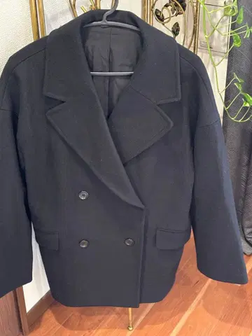 GU 코지 멜톤 오버사이즈 하프 코트