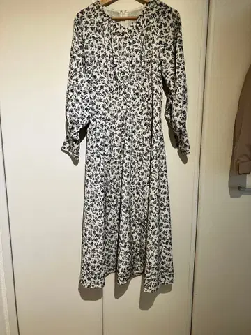 N. 플라워 프린트 롱 원피스 긴팔