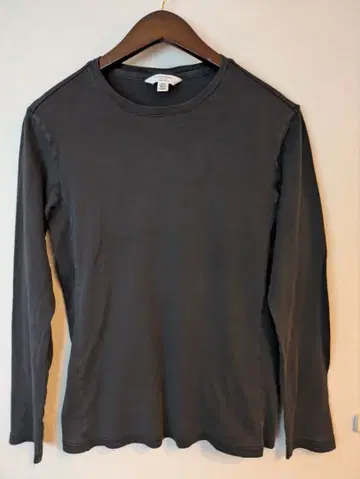 [ 새상품급 ] Calvin Klein 다크 그레이 긴팔 T셔츠