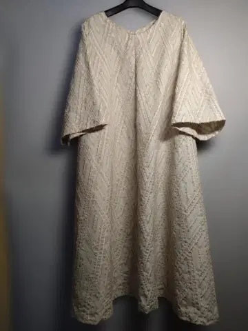 BUNZABURO 베이지 7부 소매 롱 원피스