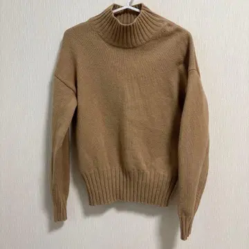ROPE 로페 베이지 터틀넥 니트 하이넥 36