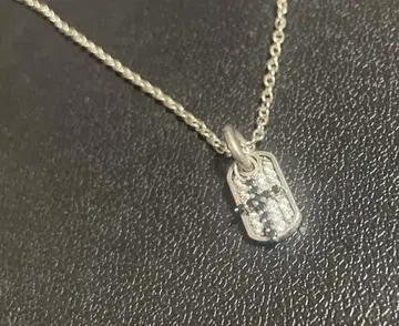 Justin Davis S.O.S 스와로브스키 도그택 펜던트