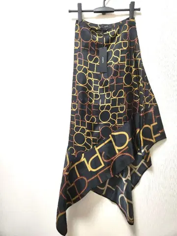 JOSEPH 기하학 패턴 비대칭 롱 스커트 34Size