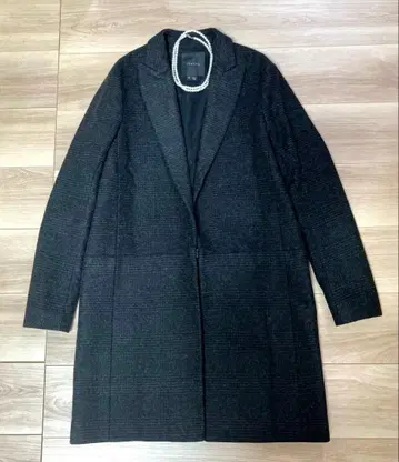 1.2회 착용 새상품급 띠어리 체스터 코트 블랙 계열 S