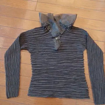 새상품급 하나이 유키코 블랙 플리츠 오간자 프릴 옷깃 블라우스 F